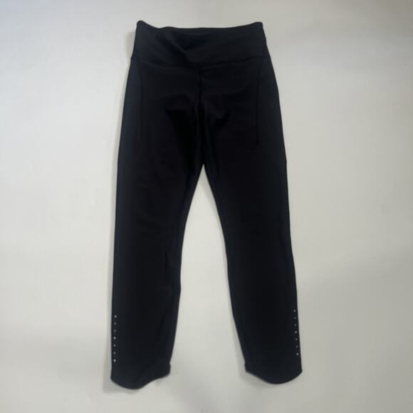 Medium Athleta Black Pacesetter Ultra High Rise 7/8 Legging - Picture 7 of 8